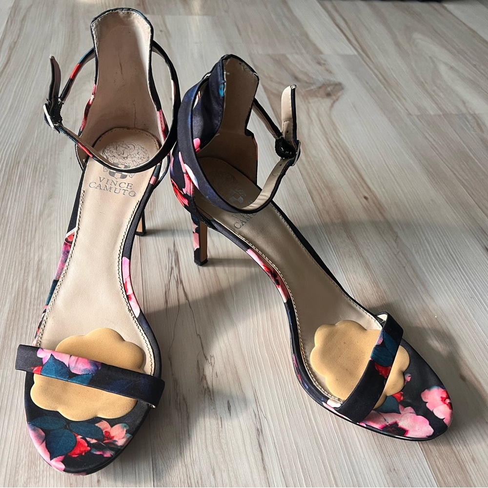 Floral Vince Camuto heels